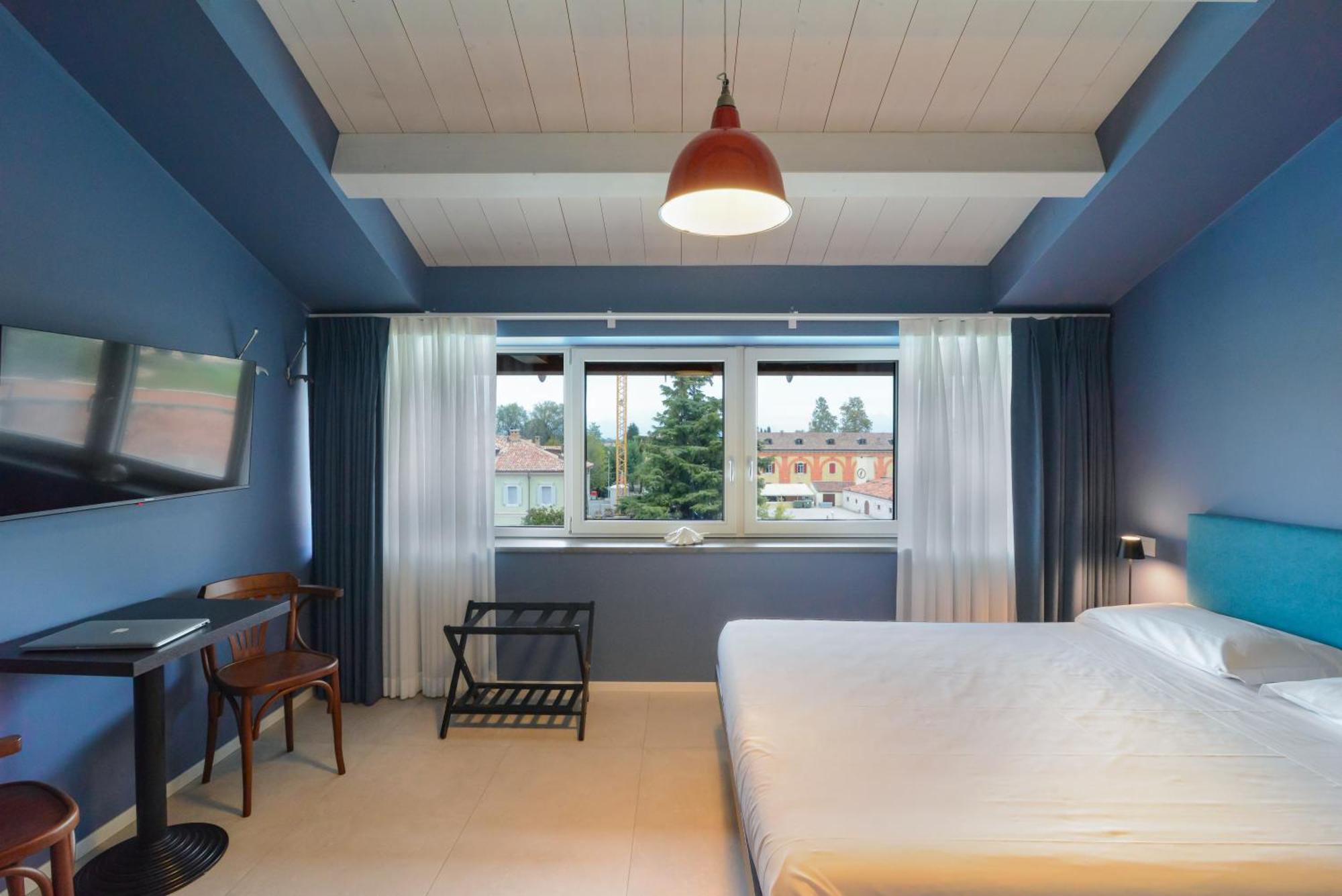 Cabanon Urban Apartments Peschiera del Garda Exterior photo